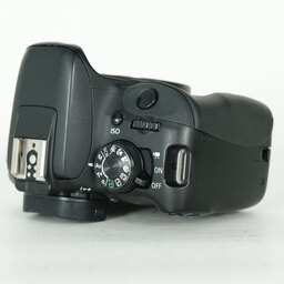 Canon EOS Kiss X7