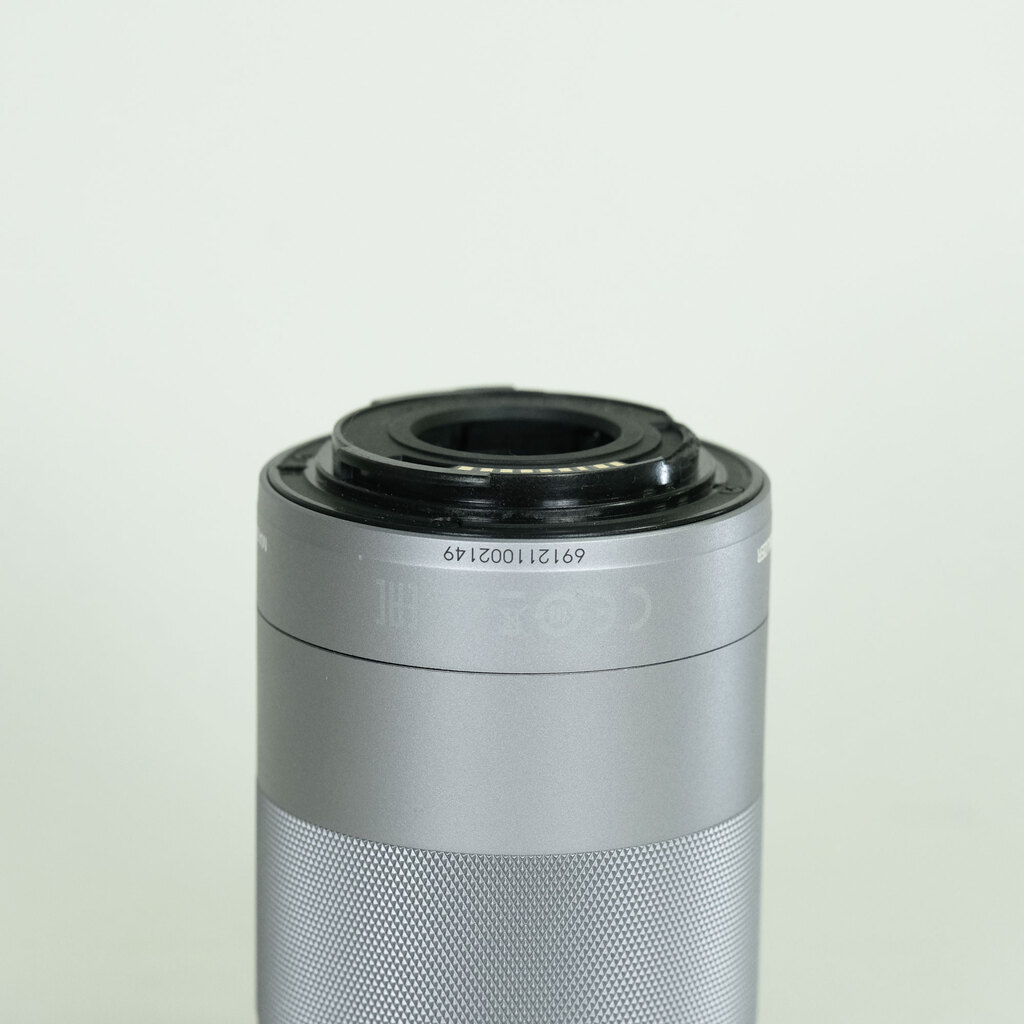 Canon EF-M55-200mm F4.5-6.3 IS STM シルバー