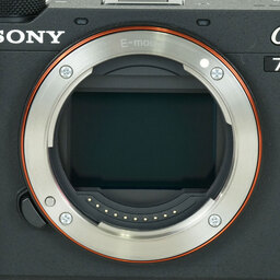 SONY α7C II(ILCE-7CM2) SONY α7C II(ILCE-7CM2)