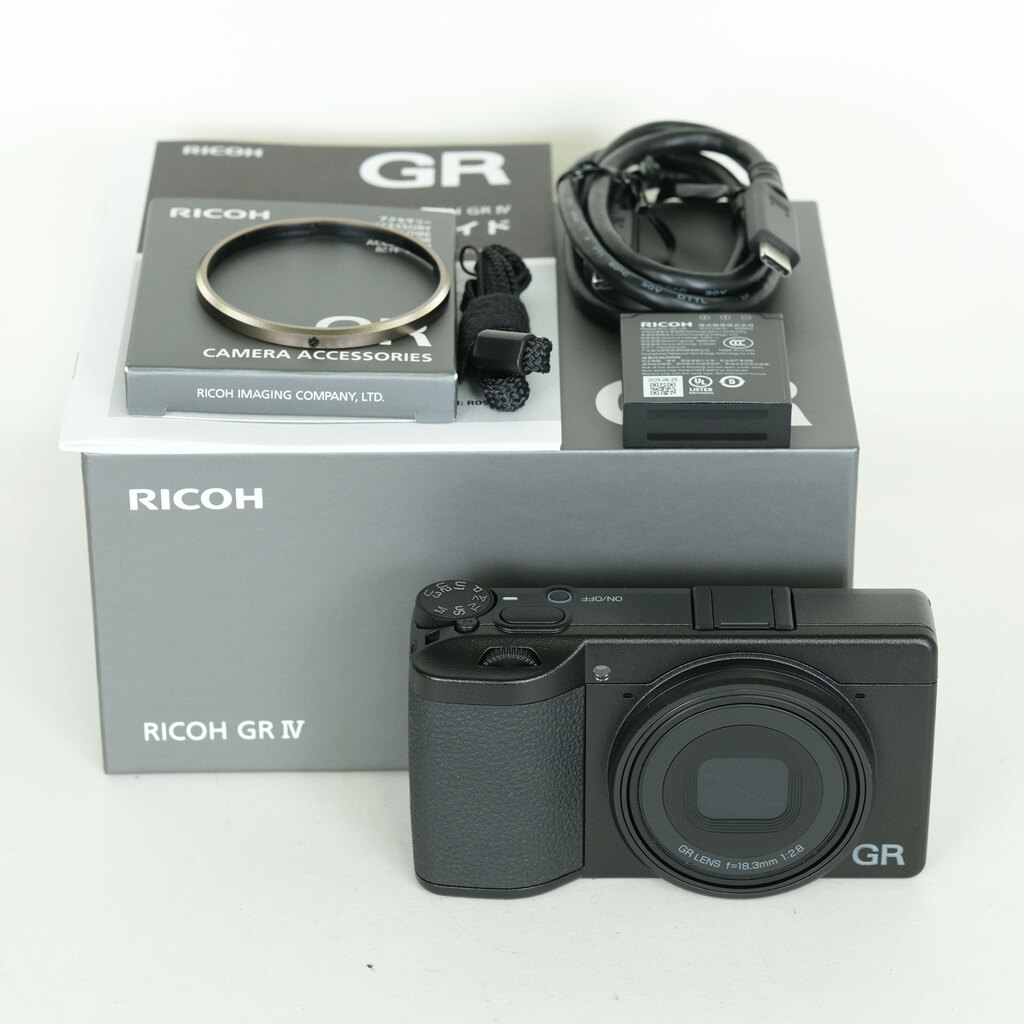 RICOH GR IV RICOH GR IV