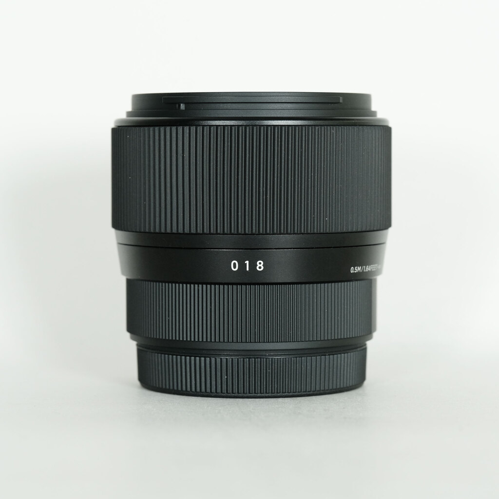 SIGMA 56mm F1.4 DC DN｜Contemporary [フジフイルムX用]