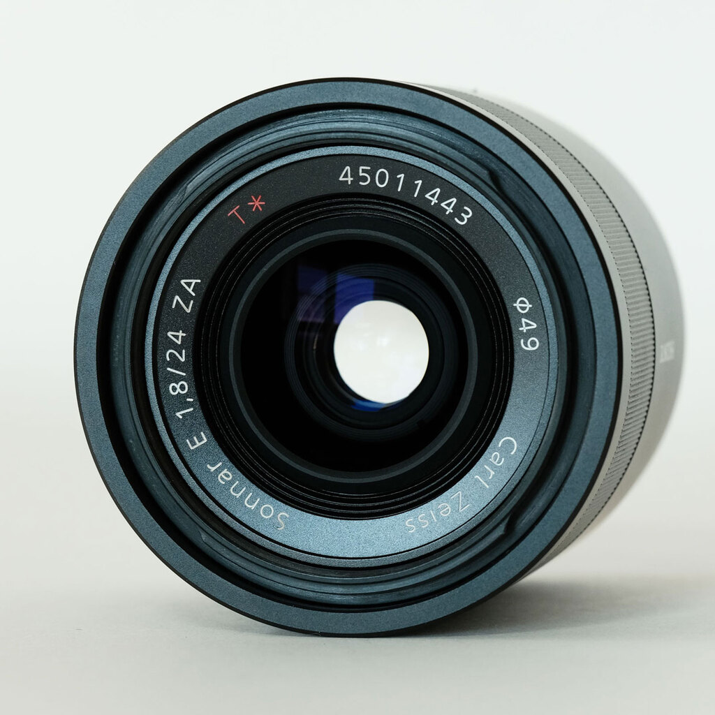 SONY Sonnar T* E 24mm F1.8 ZA SEL24F18Z
