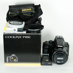 Nikon COOLPIX P950