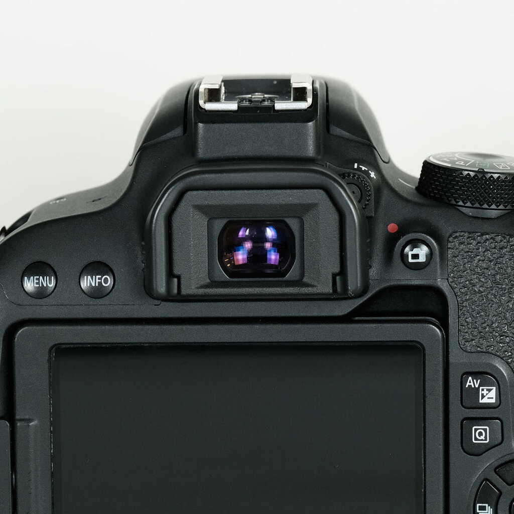 Canon EOS Kiss X9i