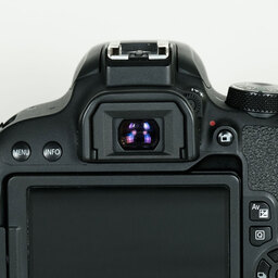 Canon EOS Kiss X9i
