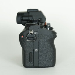 SONY α7 II（ILCE-7M2）