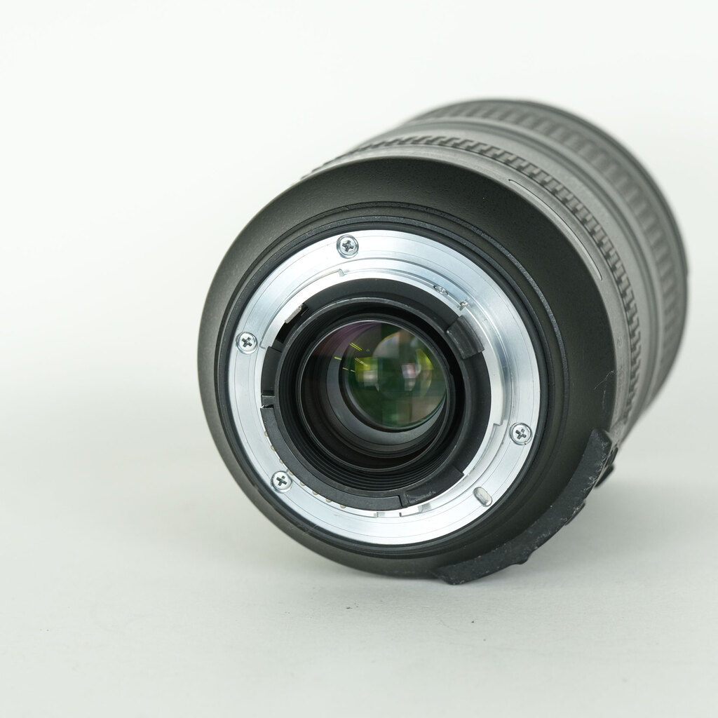 Nikon AF-S NIKKOR 28-300mm f/3.5-5.6G ED VR