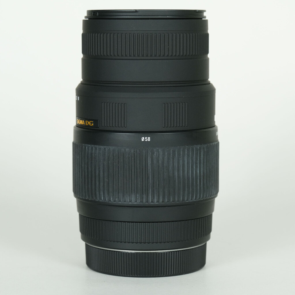 SIGMA 70-300mm F4-5.6 DG MACRO [キヤノンEF用]