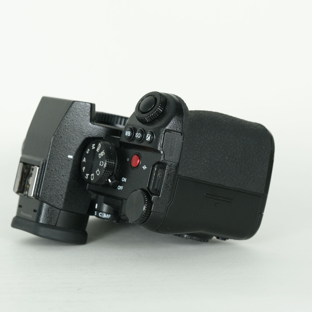 Panasonic LUMIX G9 PRO IIの出品 | ONE SCENE（ワンシーン）