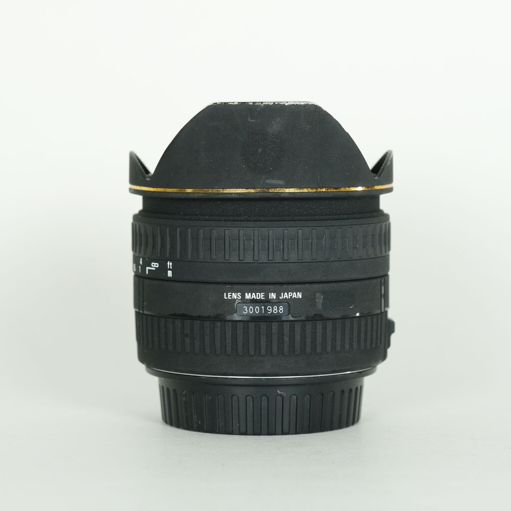 SIGMA 15mm F2.8EX DG DIAGONAL FISHEYE (キヤノンEF用) SIGMA 15mm F2.8EX DG DIAGONAL FISHEYE (キヤノンEF用)