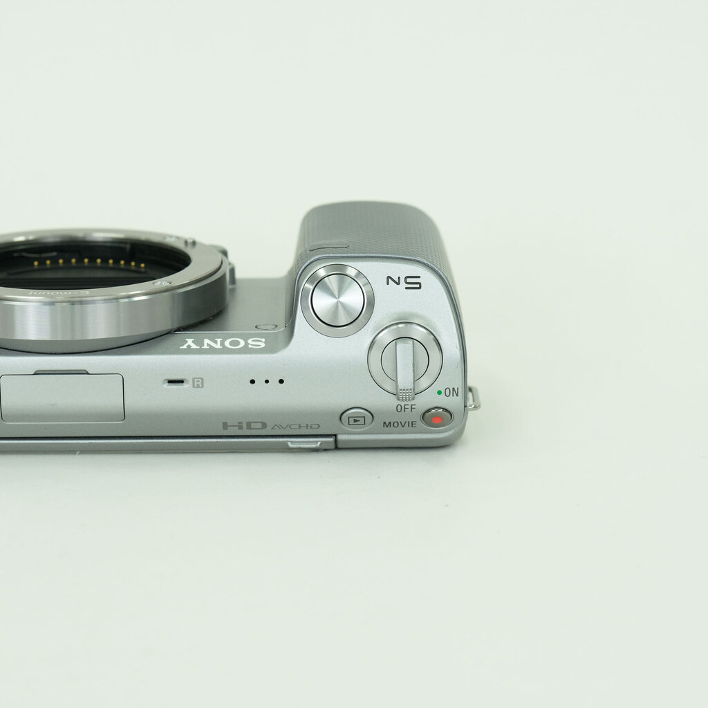 SONY α NEX-5N ボディ シルバー SONY α NEX-5N ボディ シルバー