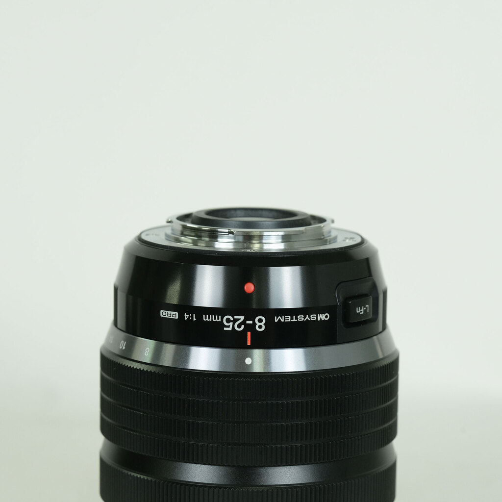OM SYSTEM M.ZUIKO DIGITAL ED 8-25mm F4.0 PRO OM SYSTEM M.ZUIKO DIGITAL ED 8-25mm F4.0 PRO