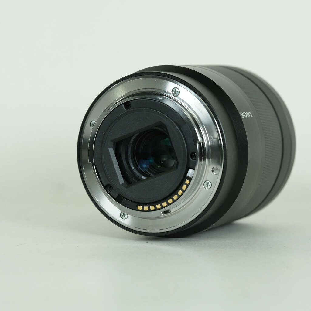 SONY Vario-Tessar T＊ E 16-70mm F4 ZA OSS SEL1670Z