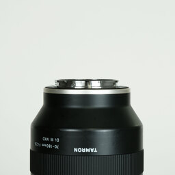 TAMRON 70-180mm F/2.8 Di III VXD (Model A056) [ ソニーE用 ]