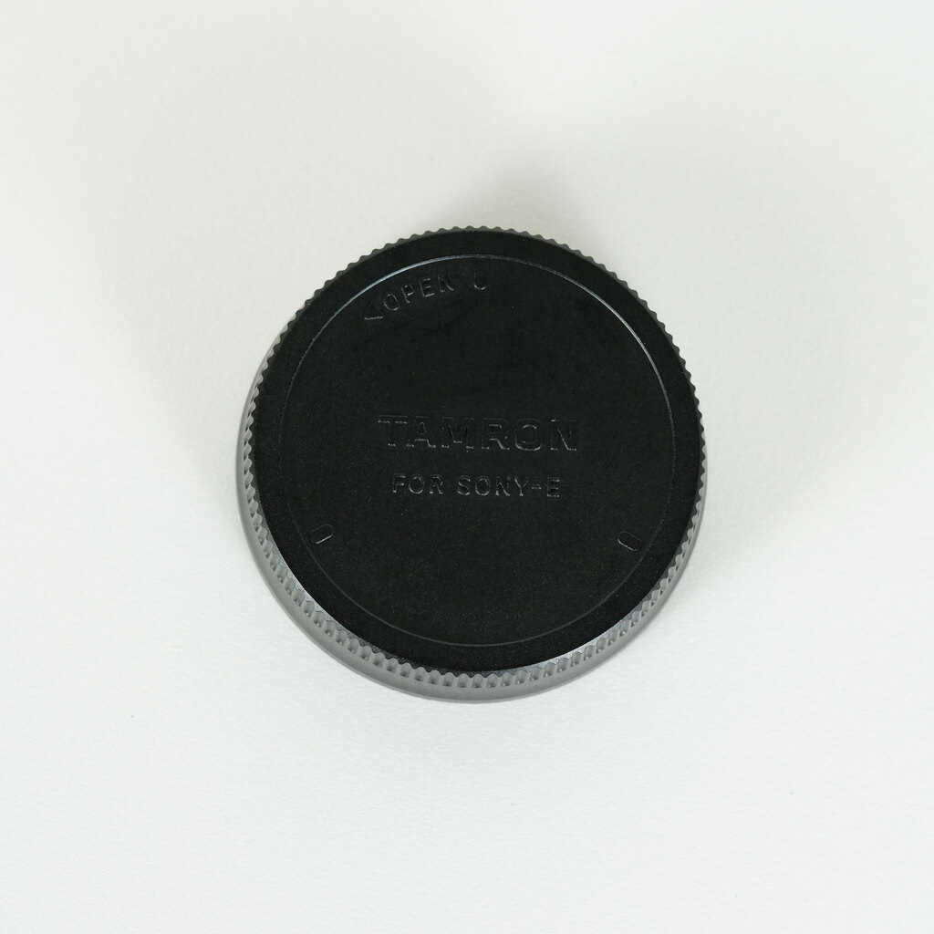 TAMRON 70-300mm F/4.5-6.3 Di III RXD (Model A047) [ソニーE用]