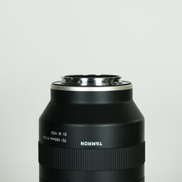 TAMRON 70-180mm F/2.8 Di III VXD (Model A056) [ ソニーE用 ]