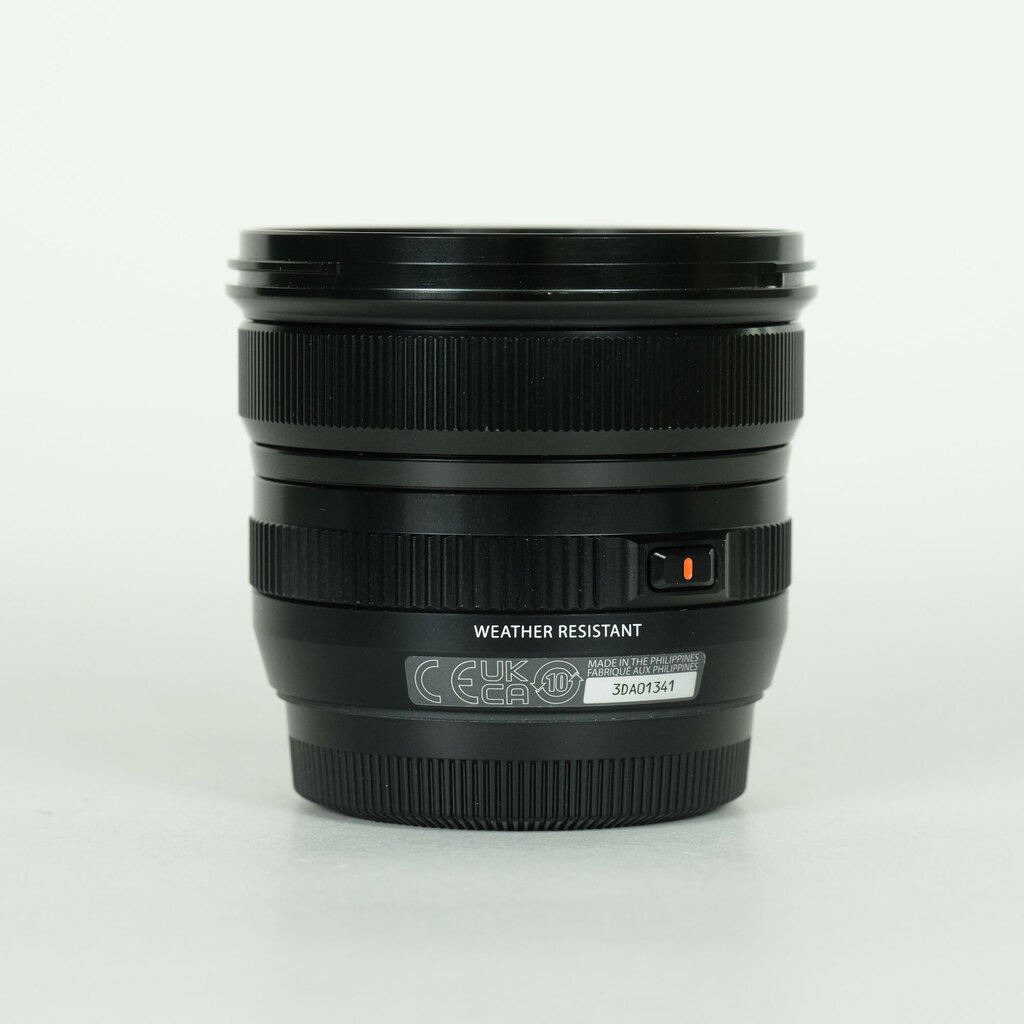 FUJIFUILM XF8mmF3.5R WR