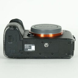 SONY α7R III(ILCE-7RM3) SONY α7R III(ILCE-7RM3)