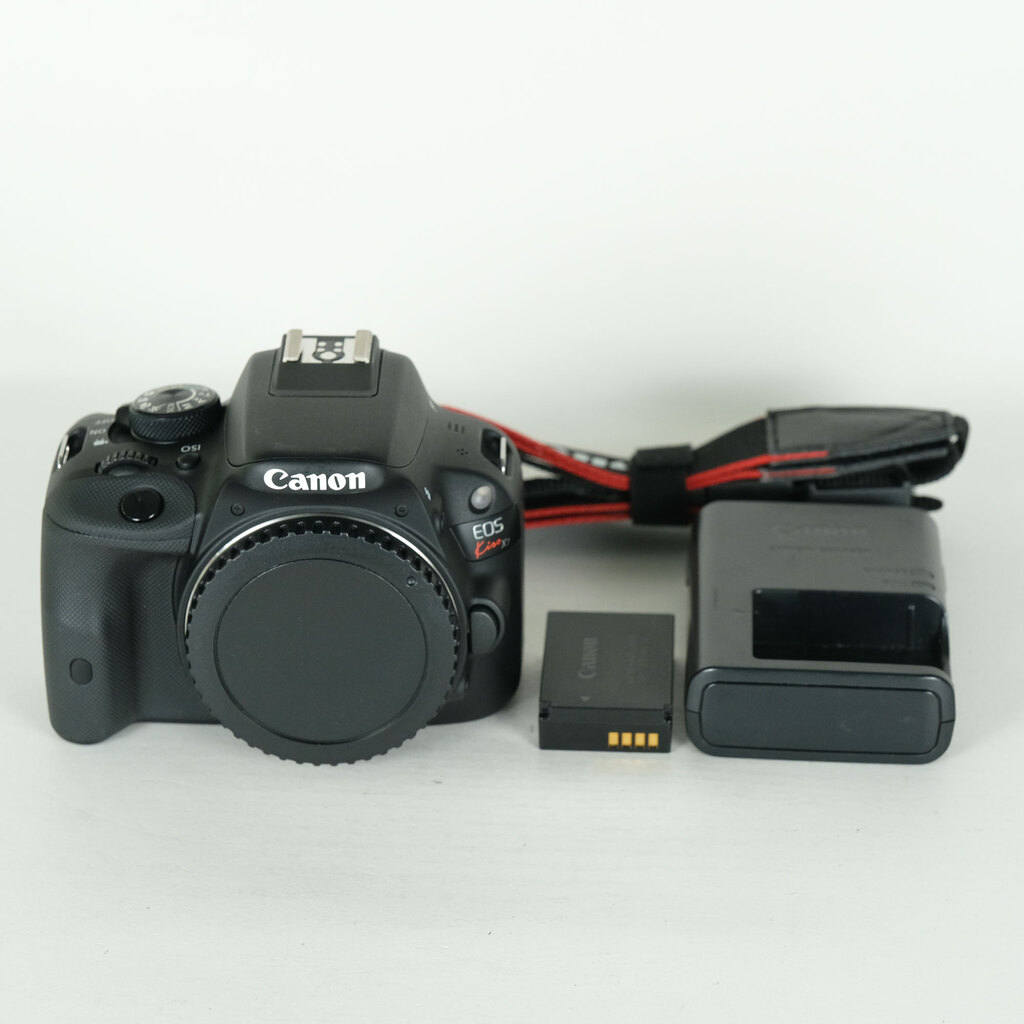 Canon EOS Kiss X7