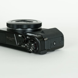 Canon PowerShot G7X Mark II