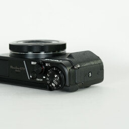 Canon PowerShot G7X Mark II Canon PowerShot G7X Mark II