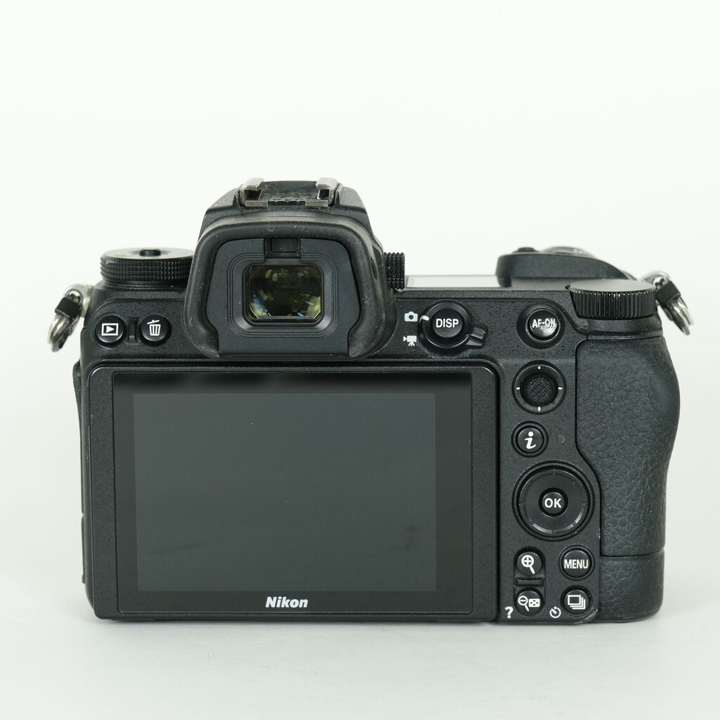 Nikon Z6II [�{�f�B]
