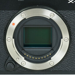 FUJIFILM X-E4