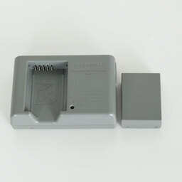 OLYMPUS OM-D E-M5 ボディ ブラック