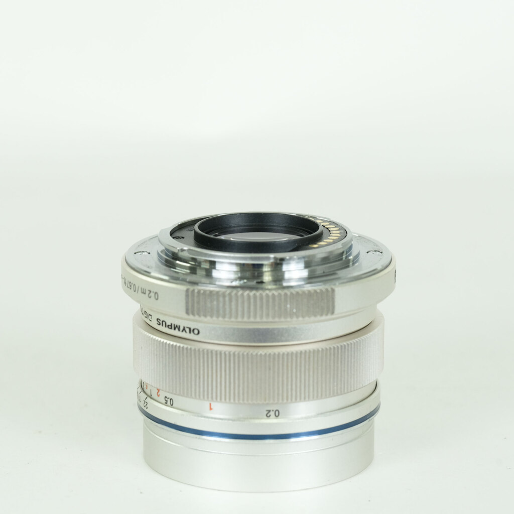 OLYMPUS M.ZUIKO DIGITAL ED 12mm F2.0 OLYMPUS M.ZUIKO DIGITAL ED 12mm F2.0