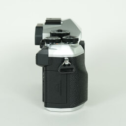 OM SYSTEM OM-5 Mark II ボディ シルバー