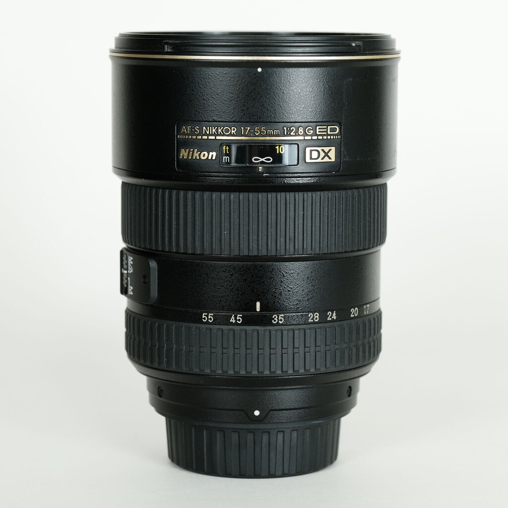 Nikon AF-S DX Zoom-Nikkor 17-55mm f/2.8G IF-ED