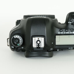 Canon EOS 5D Mark III Canon EOS 5D Mark III