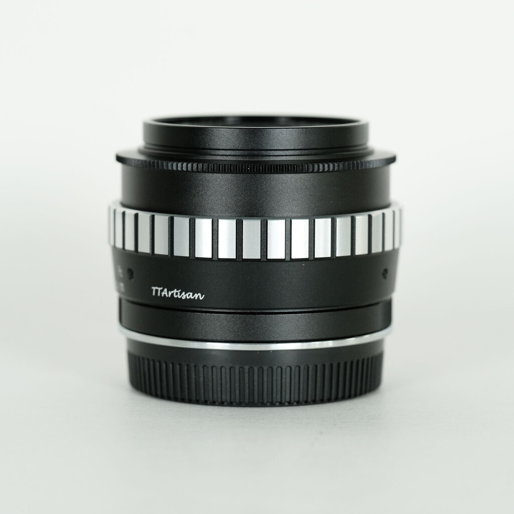 銘匠光学 TTArtisan 23mm F1.4 C (フジフイルムX用) ブラック