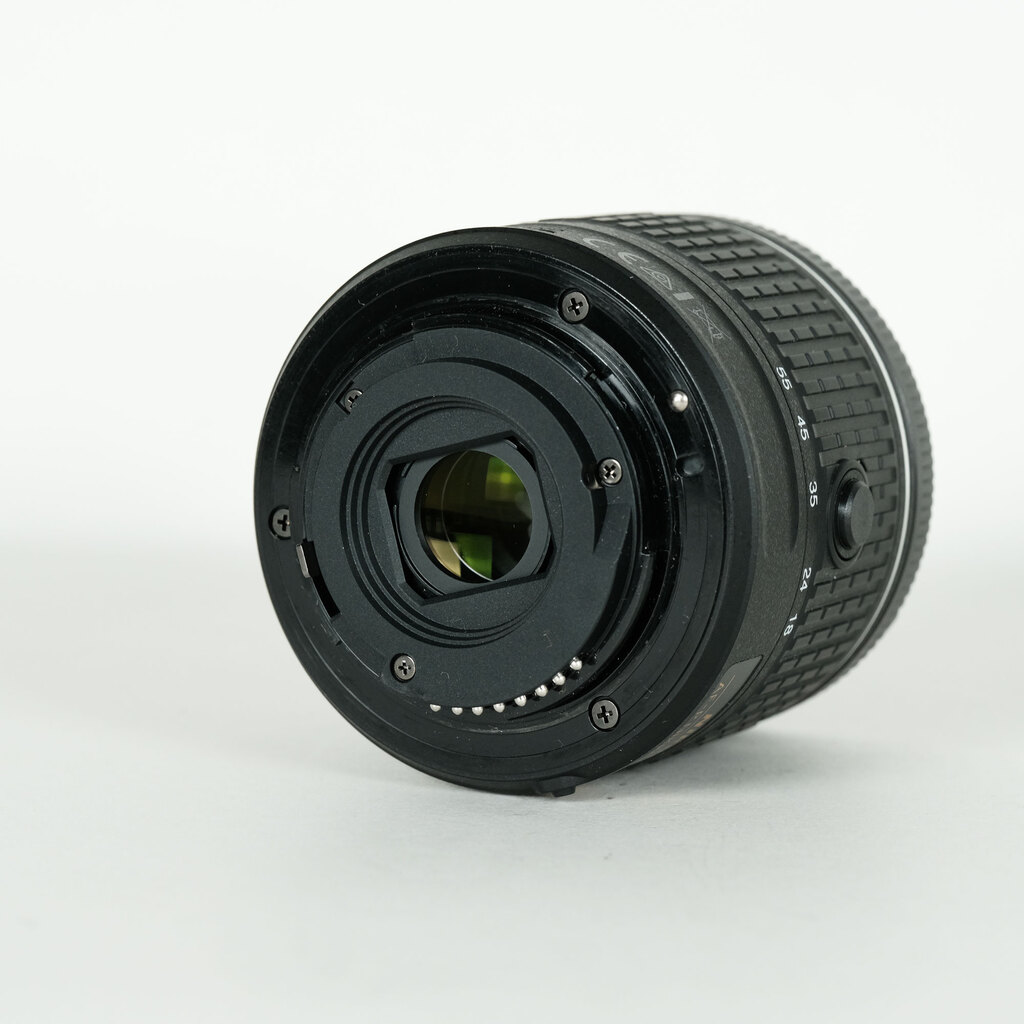 Nikon AF-P DX NIKKOR 18-55mm F3.5-5.6G VR