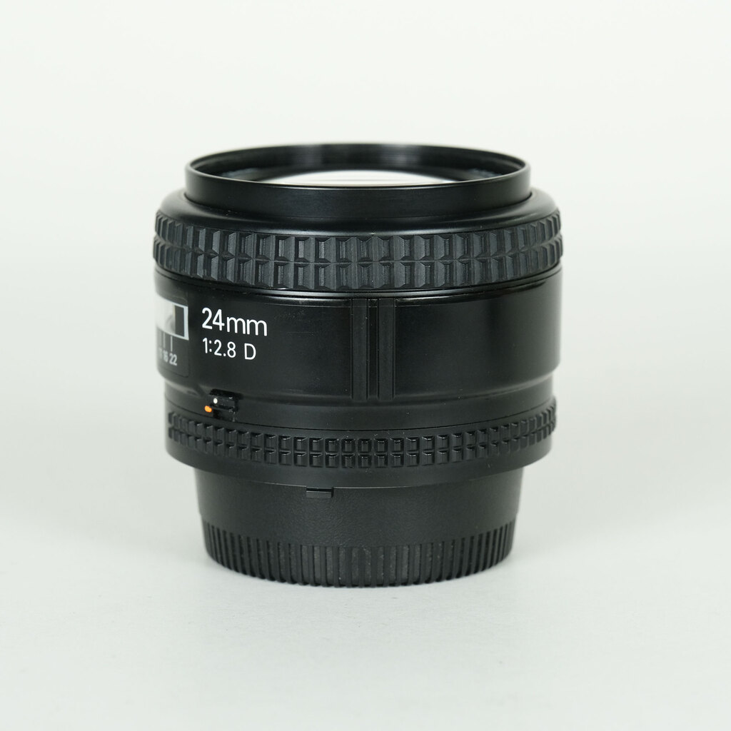 Nikon Ai AF Nikkor 24mm F2.8D