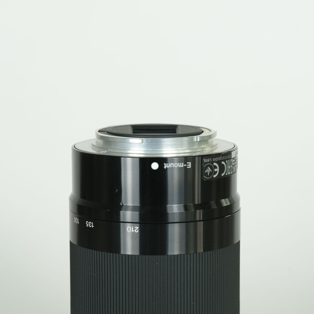 SONY E 55-210mm F4.5-6.3 OSS SEL55210