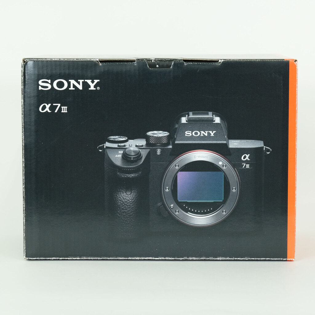 SONY α7 III(ILCE-7M3) SONY α7 III(ILCE-7M3)