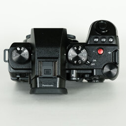 Panasonic LUMIX S5II DC-S5M2