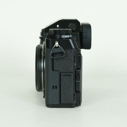 FUJIFILM X-T5
