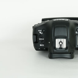 Canon EOS-1D X Mark II