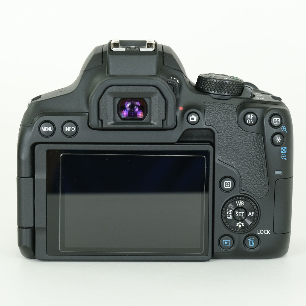 Canon EOS Kiss X10i