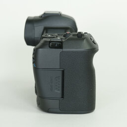 Canon EOS R