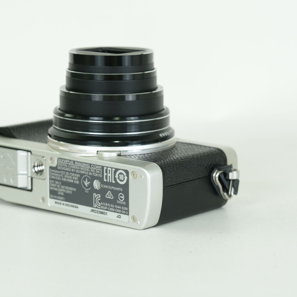 OLYMPUS STYLUS SH-2 シルバー