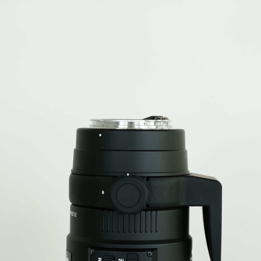 SIGMA APO 70-200mm F2.8 EX DG OS HSM (キヤノンEF用)