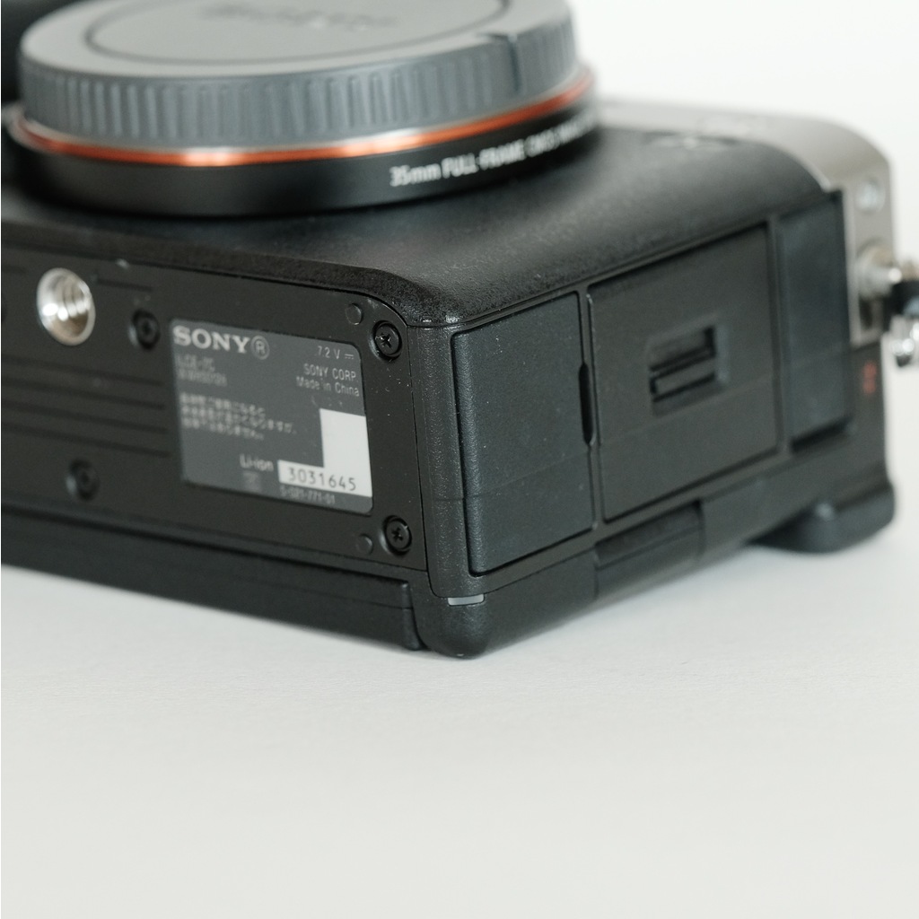 SONY α7C（ILCE-7C）の出品 | ONE SCENE（ワンシーン）