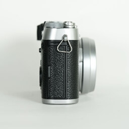 FUJIFILM X100F シルバー FUJIFILM X100F シルバー