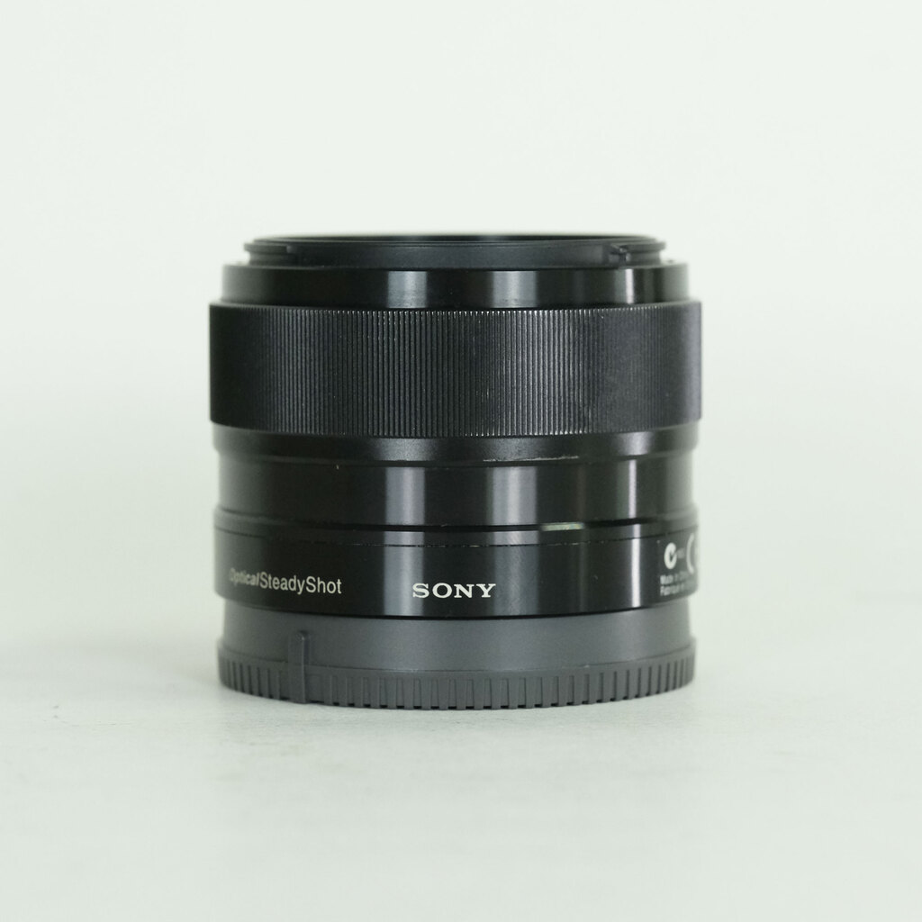 SONY E 35mm F1.8 OSS SEL35F18