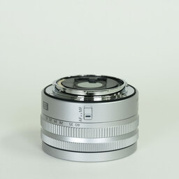 Panasonic LUMIX S 18-40mm F4.5-6.3 Panasonic LUMIX S 18-40mm F4.5-6.3