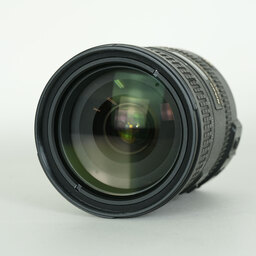Nikon AF-S DX NIKKOR 18-200mm F3.5-5.6G ED VR II