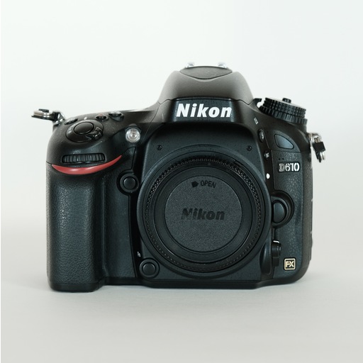 Nikon D610
